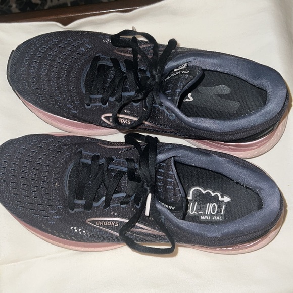 Brook’s Glycerin 19 size 9 - Picture 2 of 6